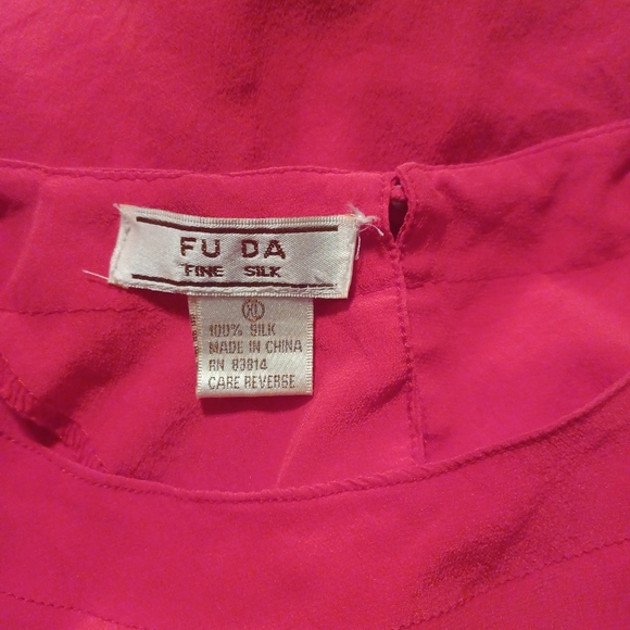 FUDA Fine Silk blouse 👚 - Picture 5 of 8